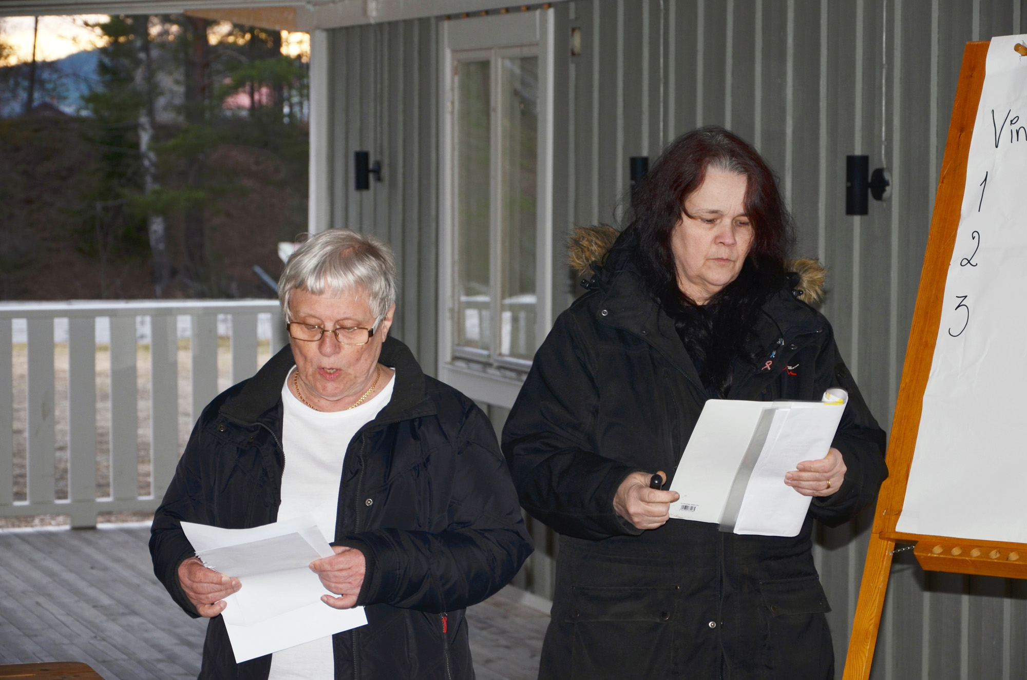 Röste.nu – Röstebilder – Valborgsfirande vid Dönjegården 2018