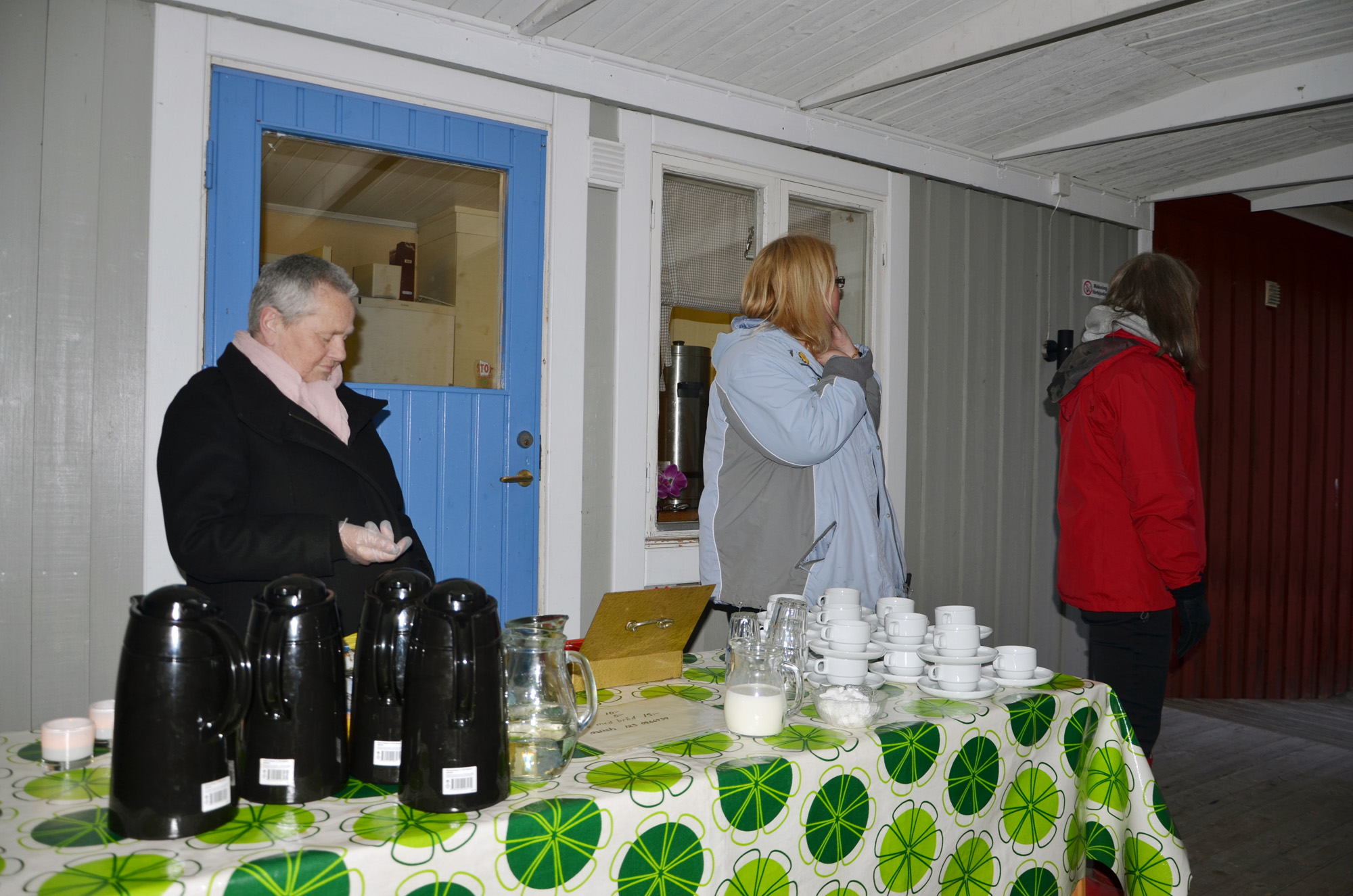 Röste.nu – Röstebilder – Valborgsfirande vid Dönjegården 2018