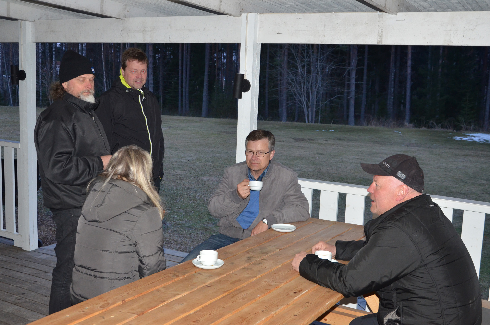 Röste.nu – Röstebilder – Valborgsfirande vid Dönjegården 2018